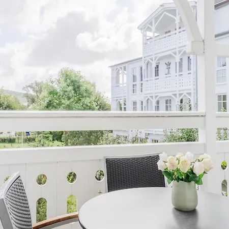 Helle Und Gemuetliche Mit Balkon In Apartment Sellin (Rugen)